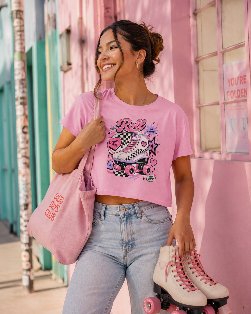 Crop Top Femme “Roll No Limits” – Roller Rétro Années 2000